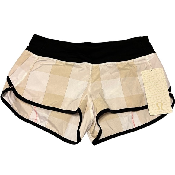 NWT Lululemon Groovy Run Shorts - Picture 5 of 11